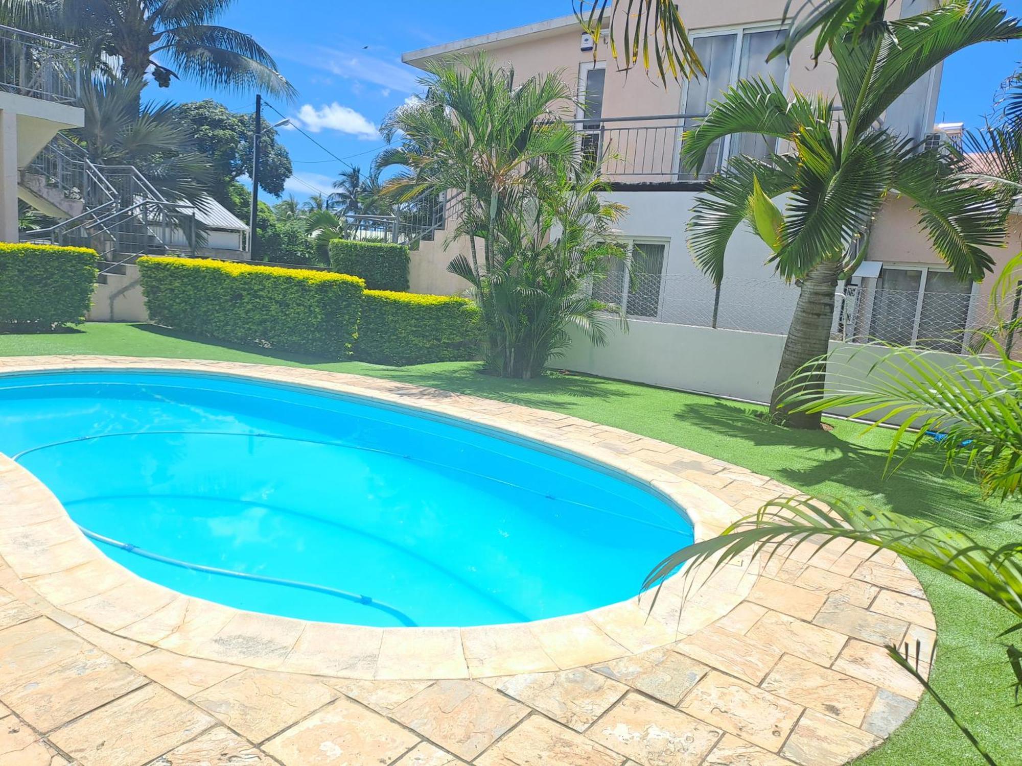 Appartement Paisible Avec Jardin & Piscine Albion Exteriör bild